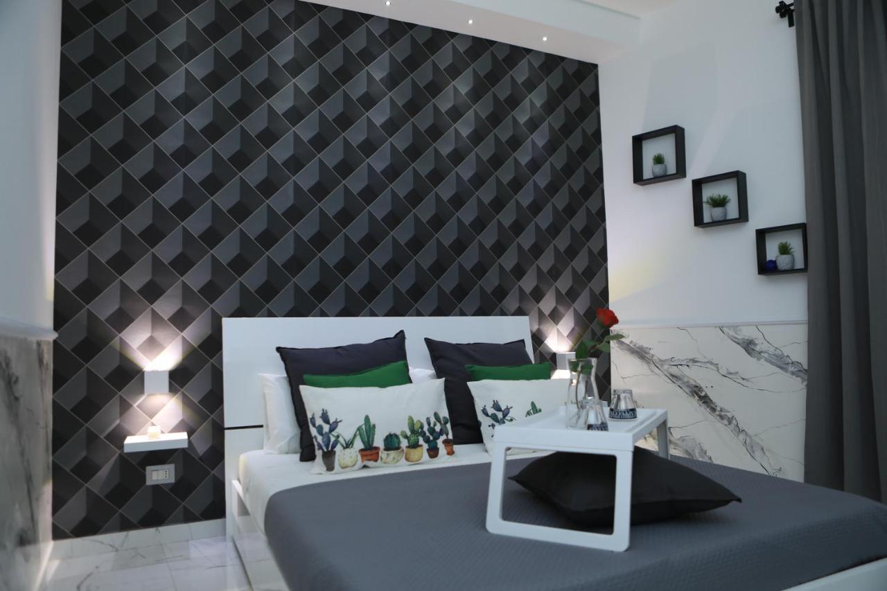 Santi House Apartment คาตาเนีย ภายนอก รูปภาพ